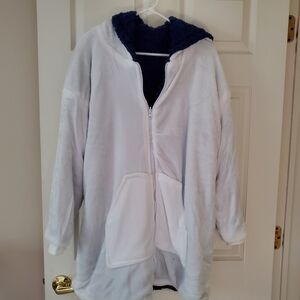 Soft Reversible Bath Robe